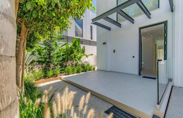 Chalet wolnostojący na sprzedaż w  Calle Juan Chinchilla, Marbella photo 4