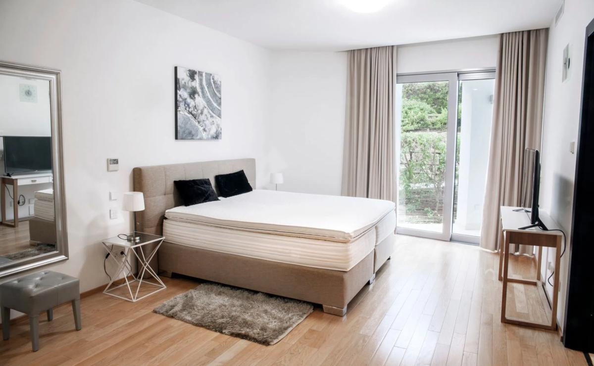 Sprzedaż niezależnego domku jednorodzinnego w Calle Verdi, 34, Marbella photo 2