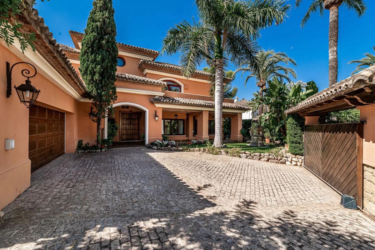 Sprzedaż niezależnego domku jednorodzinnego w Arrabal la Virginia, Marbella photo 5