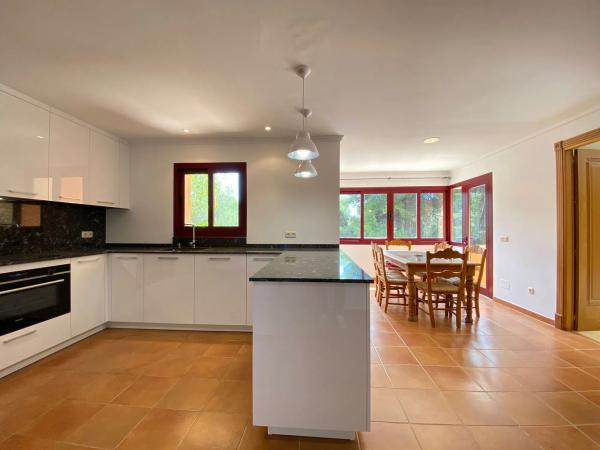 Chalet wolnostojący na sprzedaż w  Barrio Sierra Blanca, Marbella photo 4