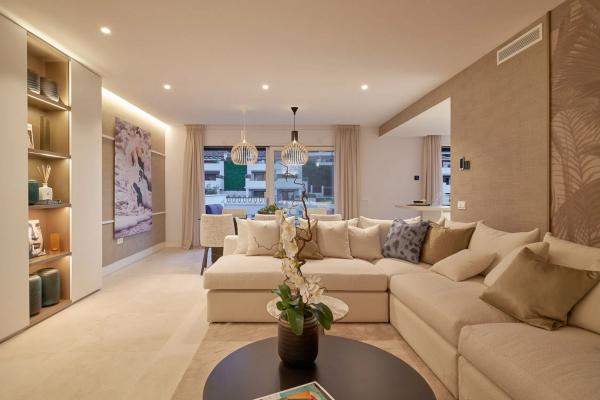Ático en venta en  Barrio Puente Romano, Marbella photo 2
