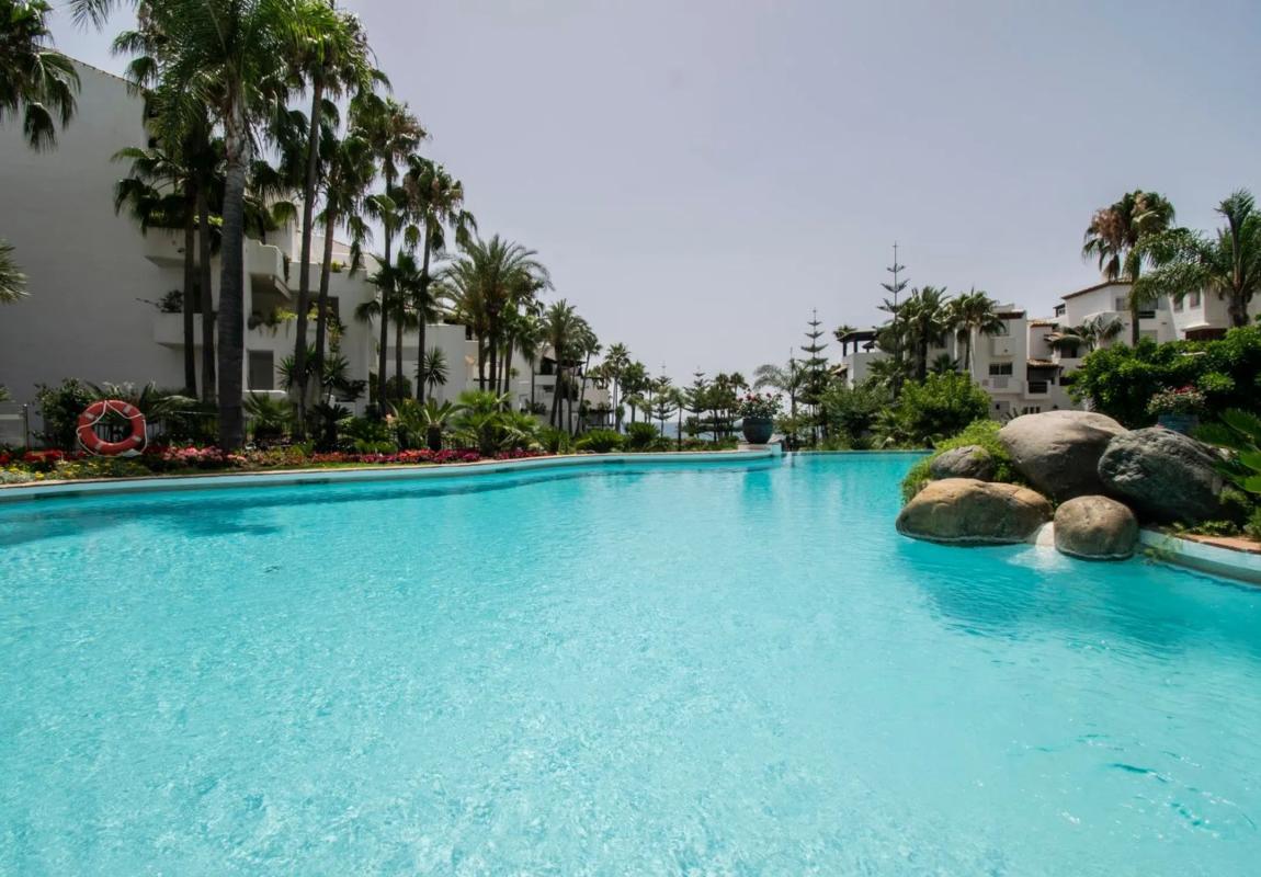 Venta de piso en Barrio Puente Romano, Marbella
photo 1