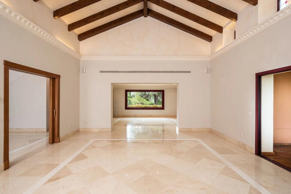 Venta de chalet independiente en Barrio Sierra Blanca, Marbella
 photo 2