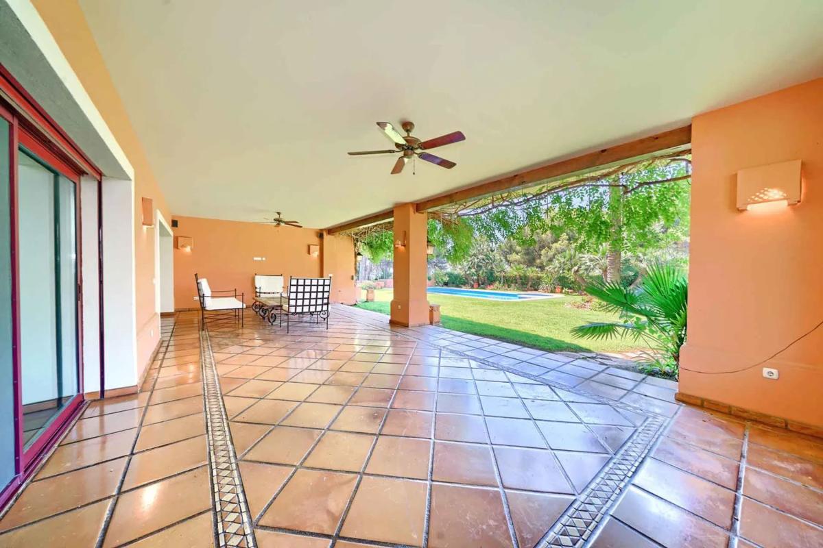 Venta de chalet independiente en Urbanizacion Altos Reales, Marbella
photo 5
