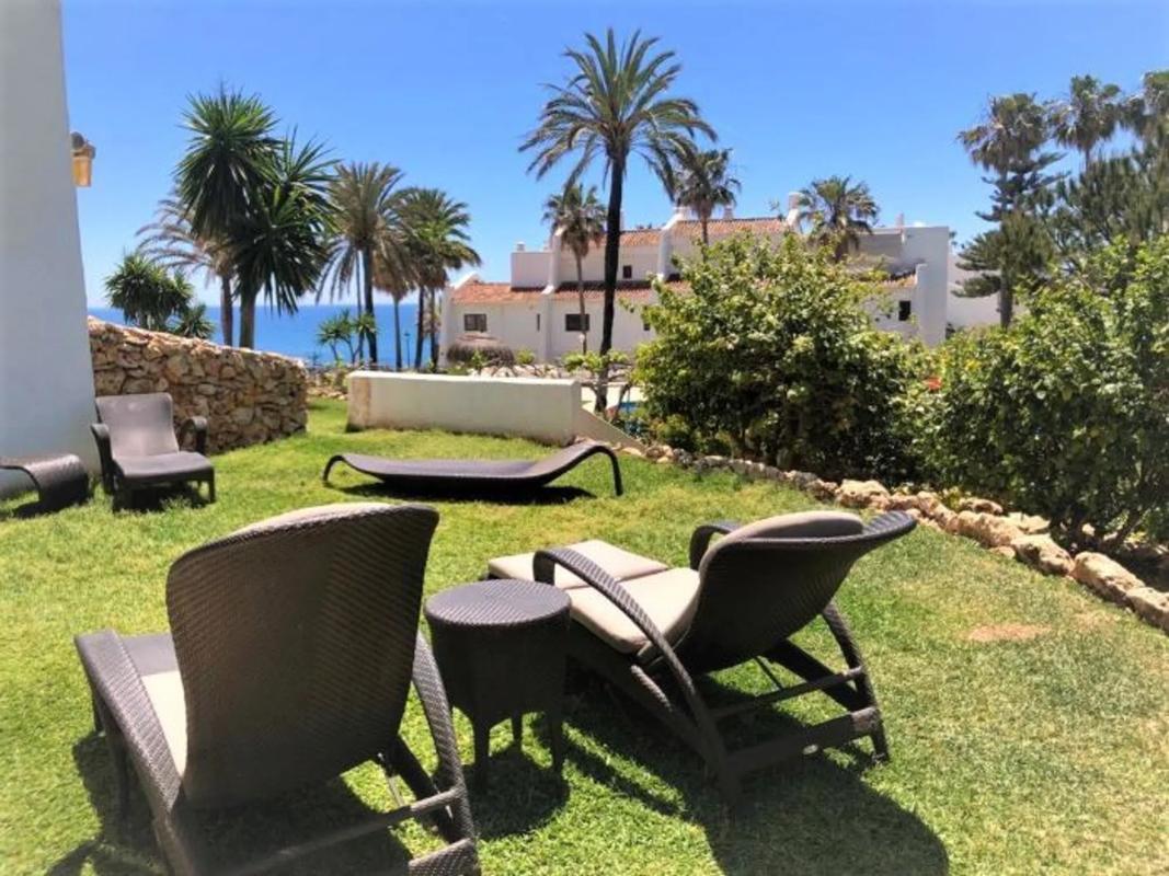 Venta de piso en Urb. Coral Beach Km, 176, Marbella
 photo 2