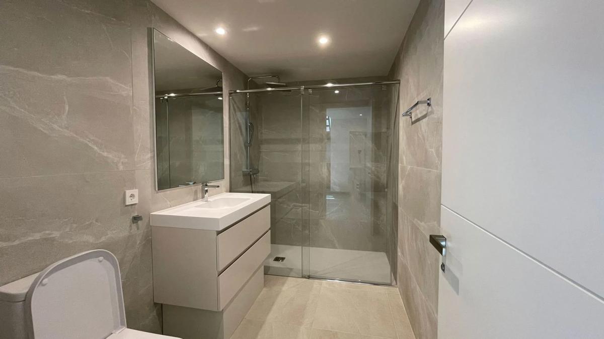 Продажа отдельного шале в  CL CLAVELES-UR LA CAROLINA 75(B) 29602 MARBELLA (MÁLAGA, Марбелла photo 3