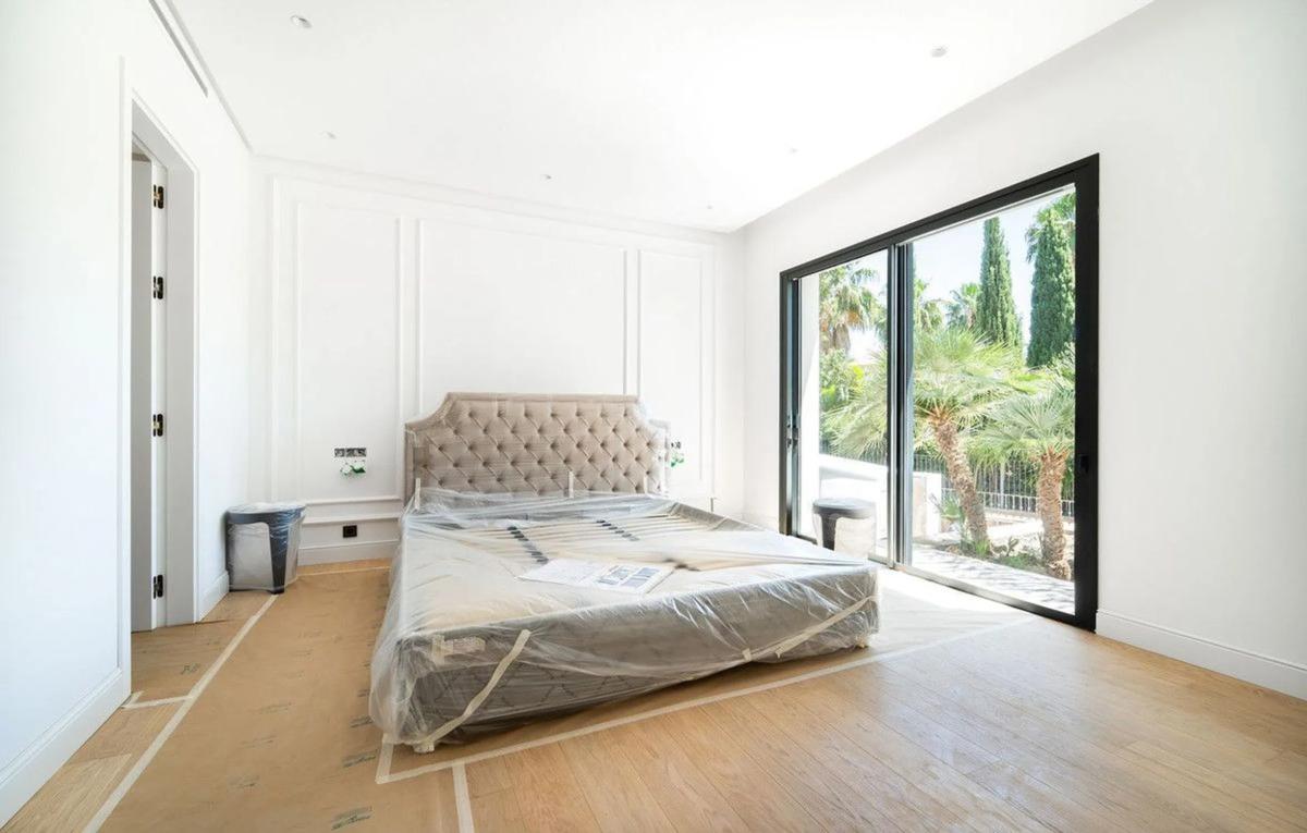 Sprzedaż niezależnego domku jednorodzinnego w Calle Wagner, 16, Marbella photo 4