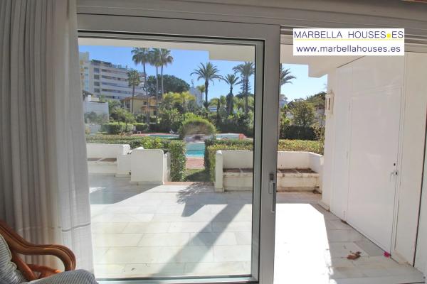 Mieszkanie na sprzedaż w Barrio La Carolina-Guadalpín, Marbella photo 1