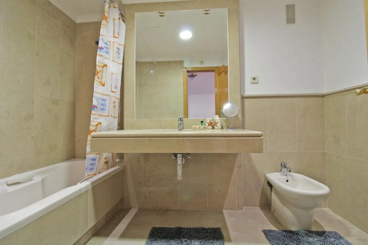 Venta de piso en Gran ducado s/n, Marbella
 photo 3