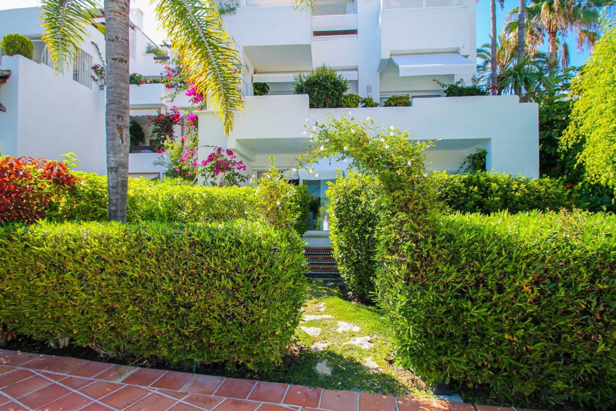 Venta de piso en Comunidad Alhambra del Mar, Marbella
photo 3