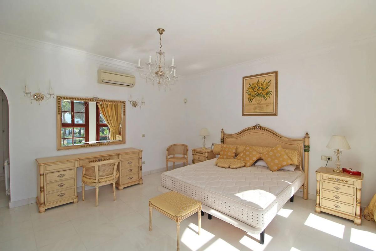 Venta de chalet independiente en La Carolina s/n, Marbella
 photo 5