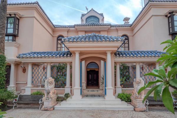 Chalet independiente en venta en Aloha, Marbella
thumbnail 2