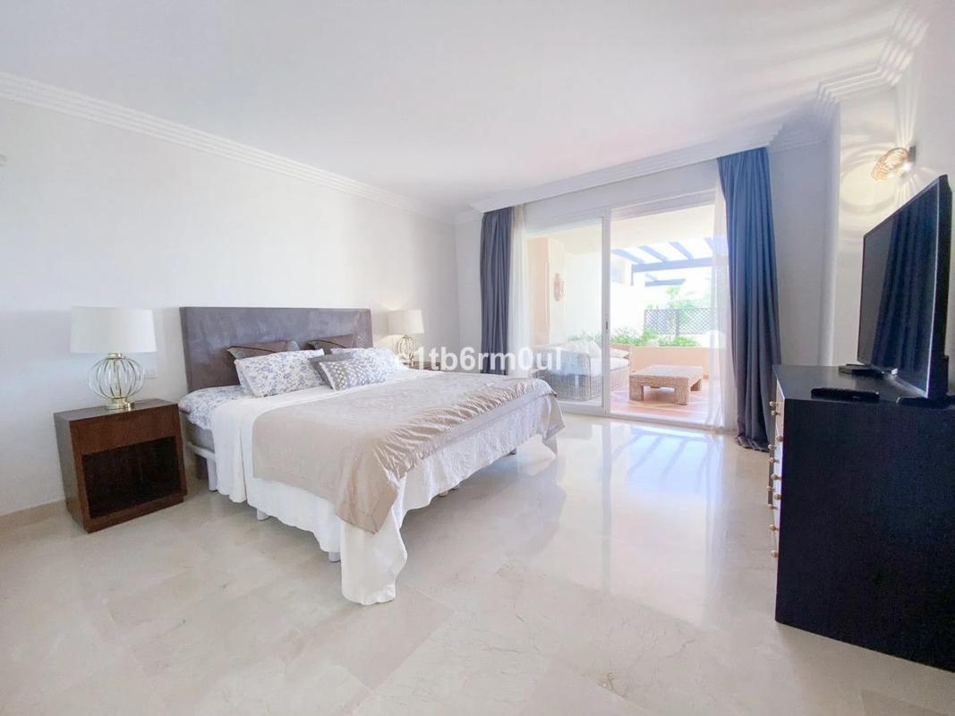 Sprzedaż mieszkania w Barrio Aloha, Marbella
 photo 5