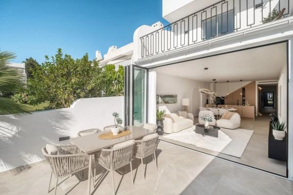 Dom szeregowy na sprzedaż w Calle Al-andalus , Marbella photo 1