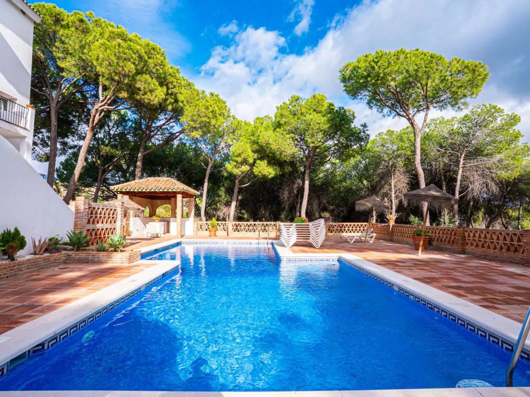 Venta de piso en Urbanización Los Pinos de Aloha, Marbella
photo 5