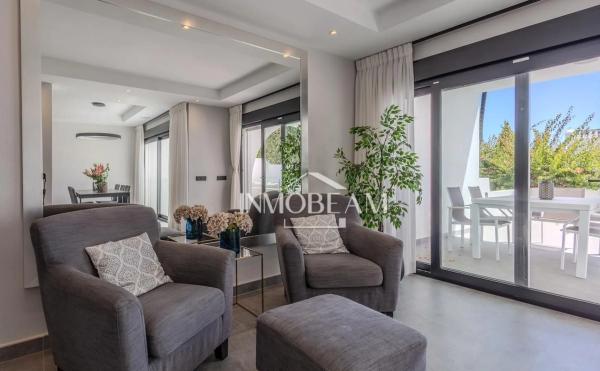Terraced house for sale at Calle las Aguilas , Marbella thumbnail 1