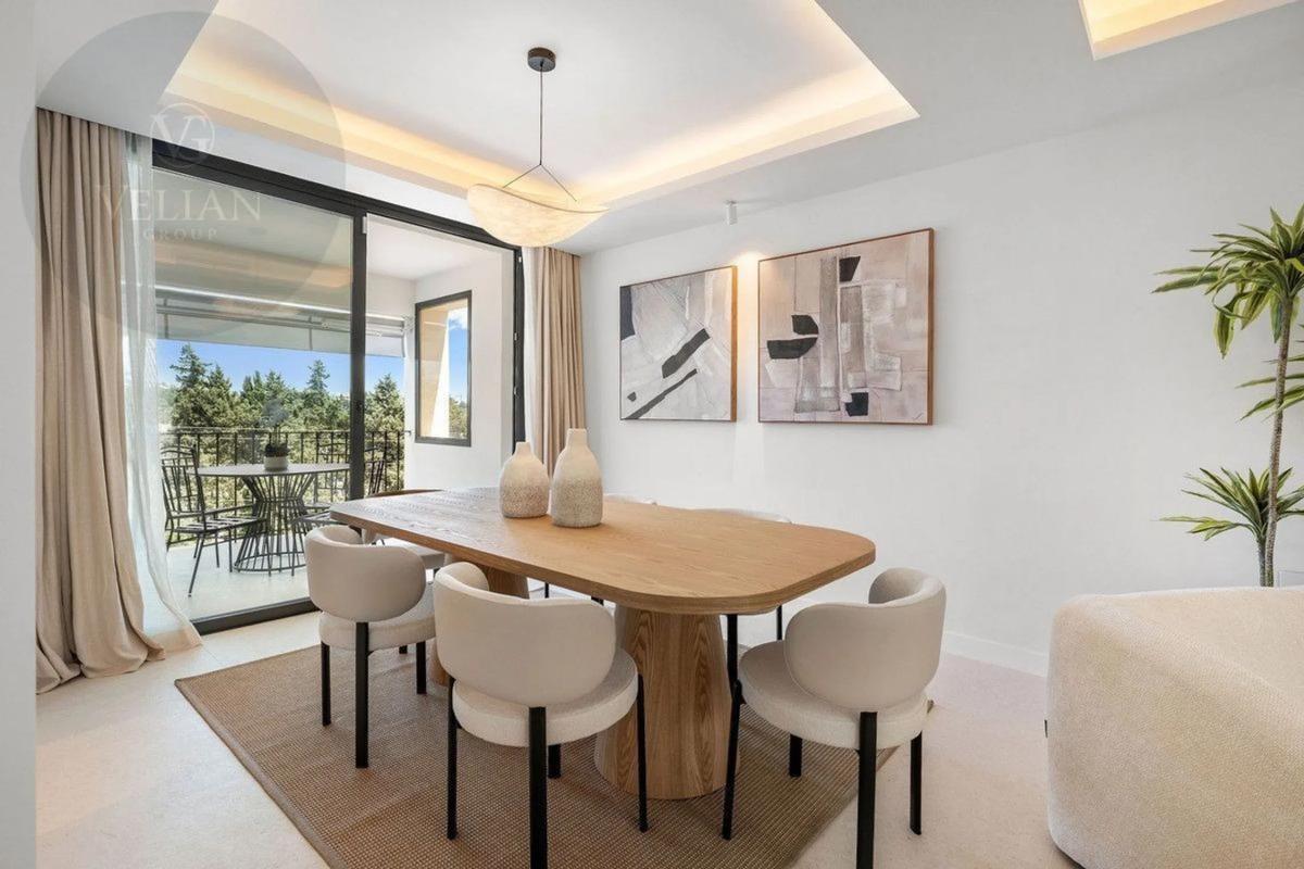 Sale of townhouse in Barrio Aloha , Marbella photo 4