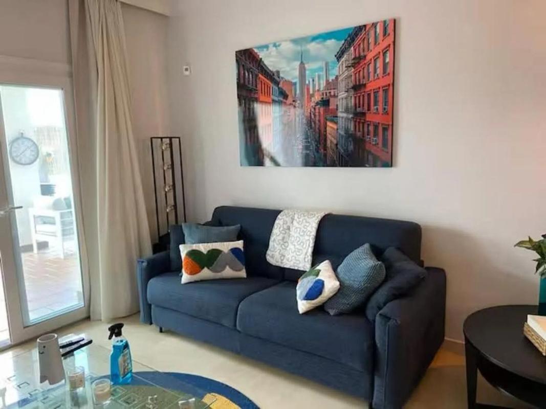 Продажа квартиры на Avenida del Prado, 71, Марбелла
photo 3