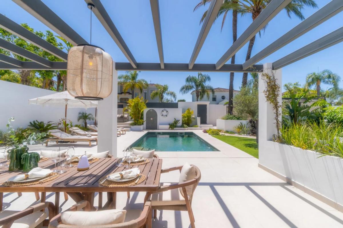 Sprzedaż niezależnego domku jednorodzinnego w Calle paris, Marbella photo 5