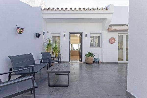 Chalet pareado en Urbanizacion Nva Andalucia Aloha, 19 photo 1