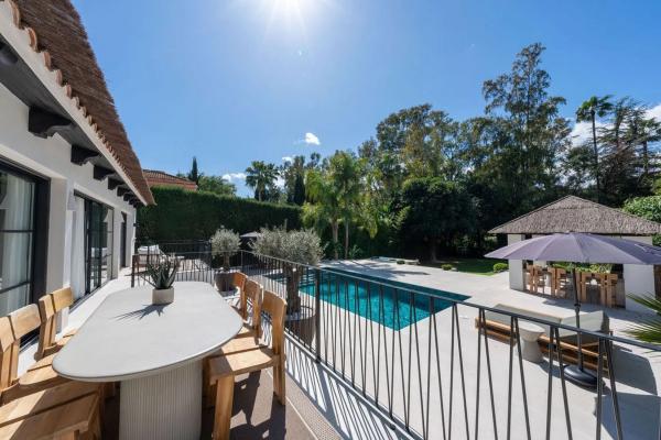 Chalet independiente en venta en Avenida del Prado, Marbella
 photo 4