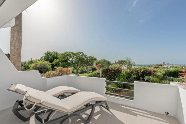 Terraced house for sale at  Barrio Aloha , Marbella photo 3