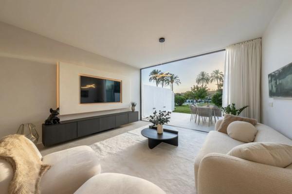 Chalet adosado en venta en  Barrio Aloha , Marbella photo 4