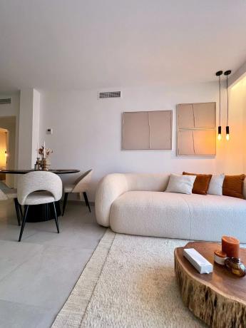 Duplex for sale on Avenida del Prado, 71, Marbella photo 1