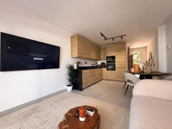 Duplex for sale on Avenida del Prado, 71, Marbella photo 2