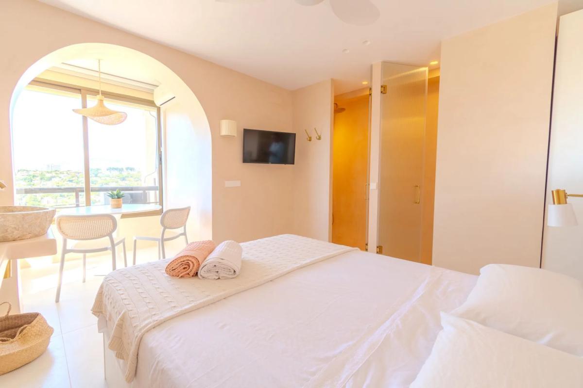 Venta de estudio en Calle de las Torres, Marbella photo 2