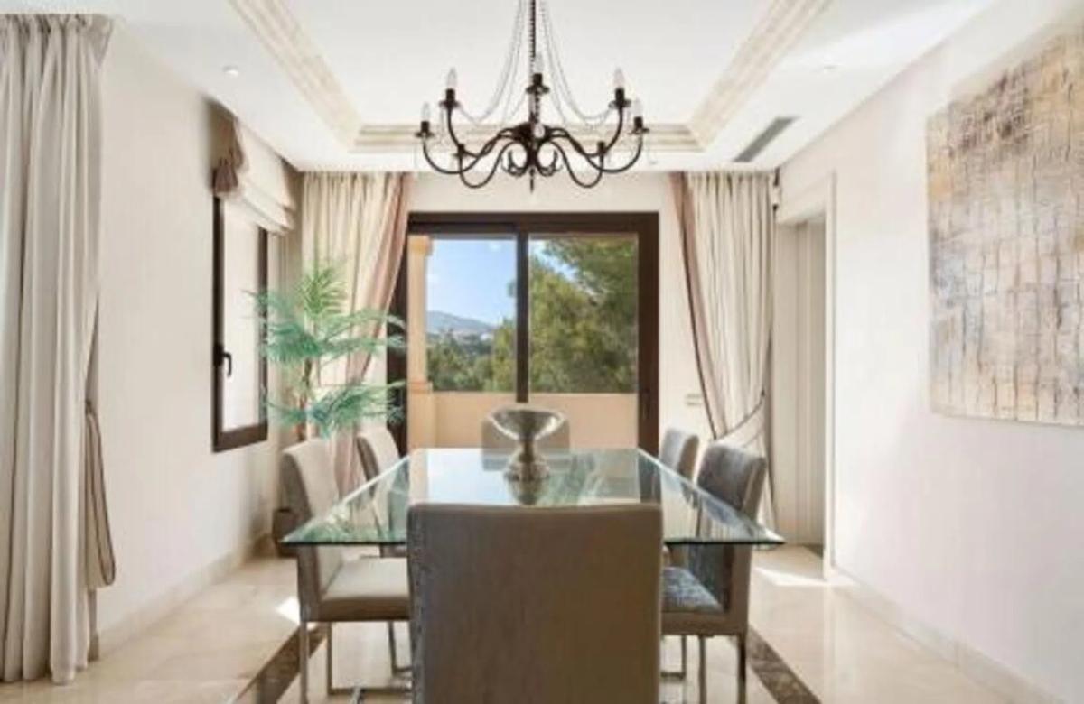 Venta de piso en Calle las Aguilas, Marbella
photo 1