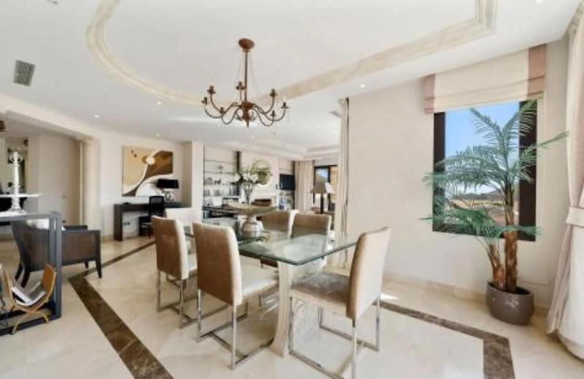 Venta de piso en Calle las Aguilas, Marbella
photo 3