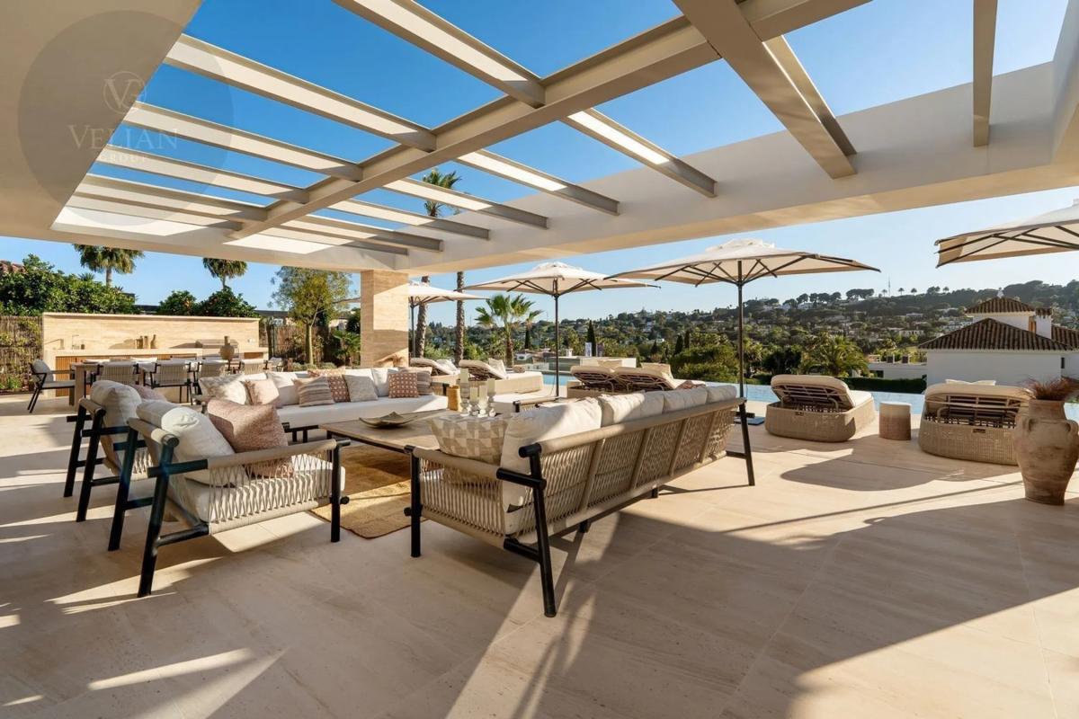 Продажа отдельного шале в Nueva andalucia, Марбелла photo 4