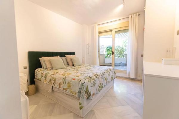 Piso en venta en Avenida del Prado s/n, Marbella
 photo 1