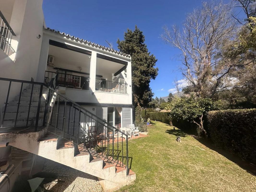 Venta de chalet adosado en Barrio Aloha , Marbella photo 1