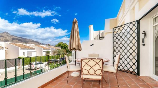 Sprzedaż mieszkania w AV PRADO DEL, Marbella
photo 1