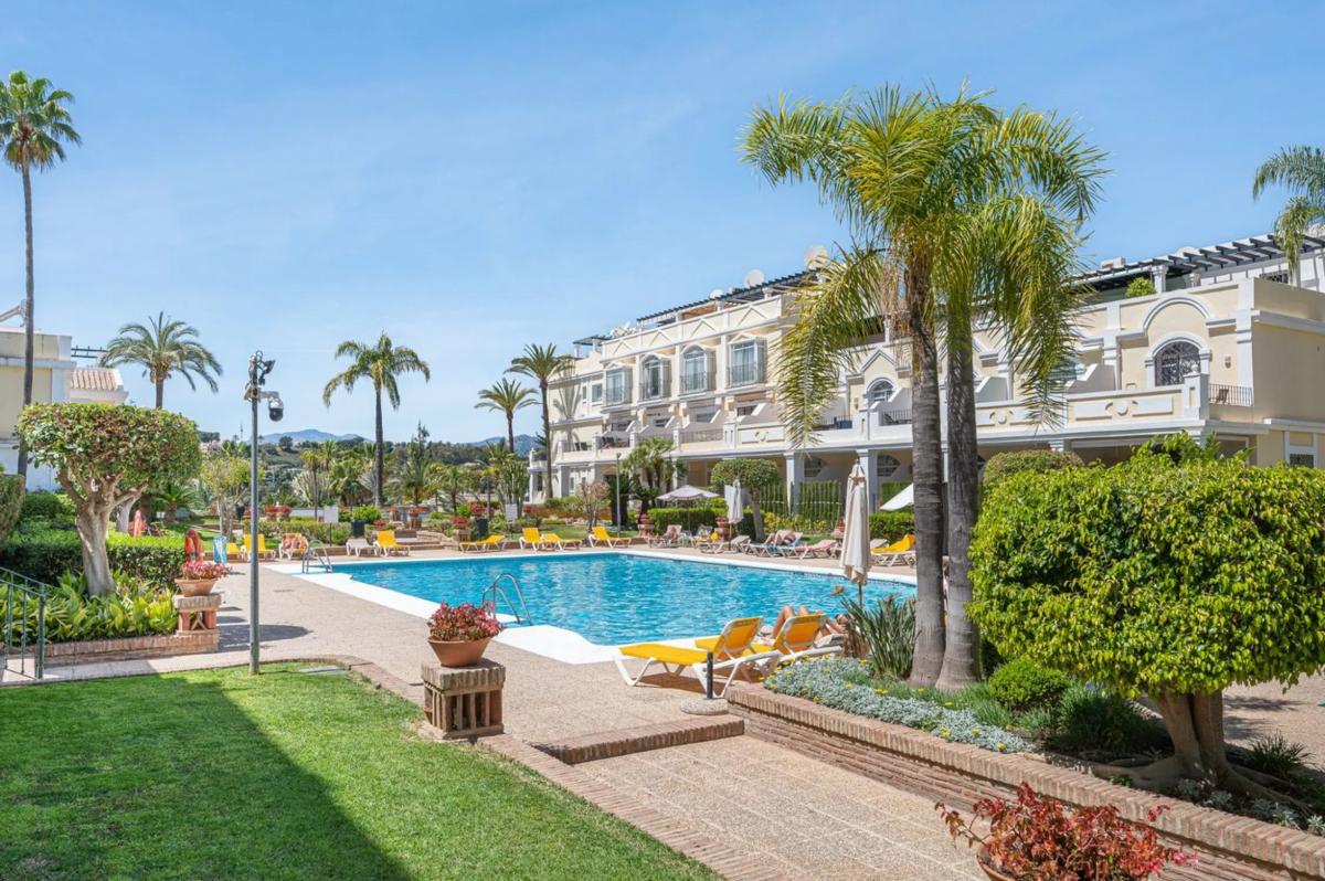 Sale of apartment in Barrio Aloha, Marbella
 photo 4
