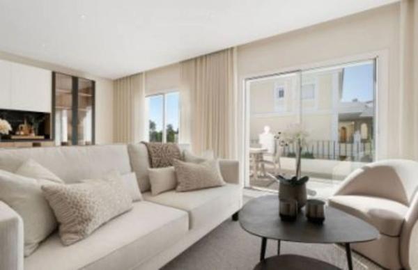 Duplex en venta en Calle de las Torres, Marbella photo 3