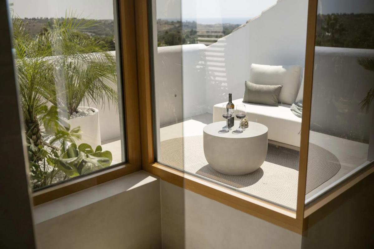 Venta de chalet adosado en Calle las Aguilas, 167 , Marbella photo 2