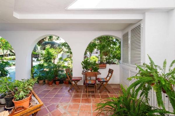 Piso en venta en Avenida Valle del Golf, Urbanizacion Azahara Fase I, Aloha, Nueva Andalucia, 27, Marbella
 photo 4