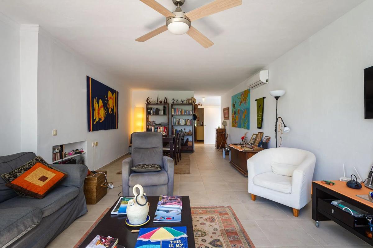Venta de piso en Avenida Valle del Golf, Urbanizacion Azahara Fase I, Aloha, Nueva Andalucia, 27, Marbella
photo 5
