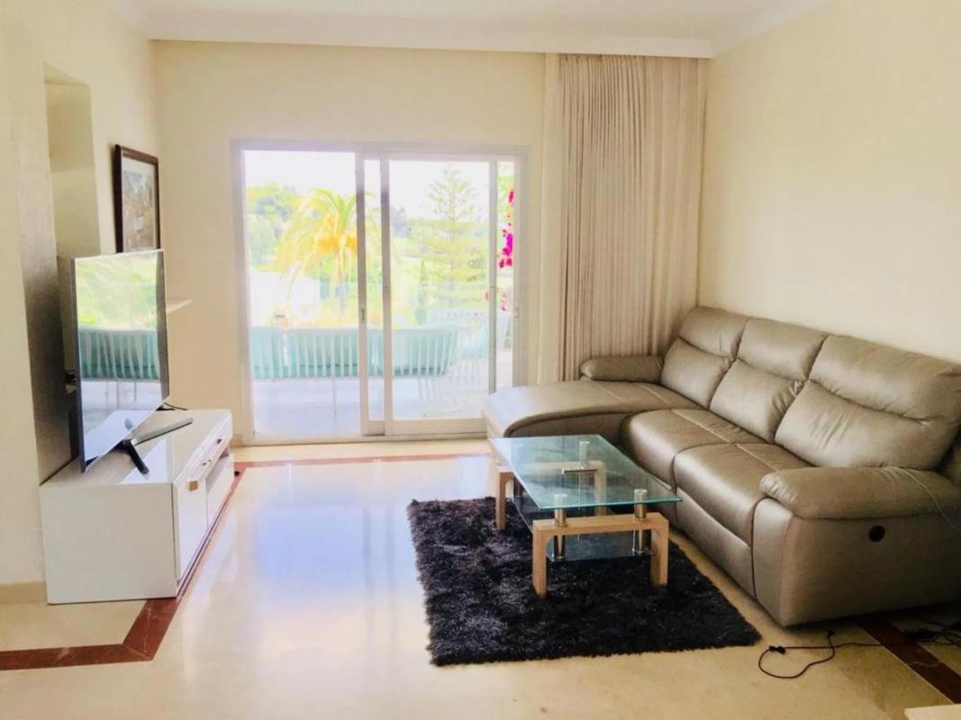 Venta de chalet adosado en Barrio Aloha , Marbella photo 5