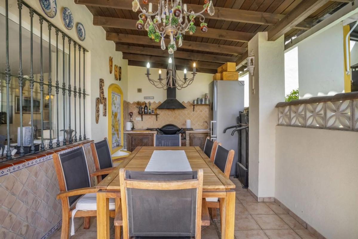 Venta de chalet adosado en  Barrio Aloha , Marbella photo 5