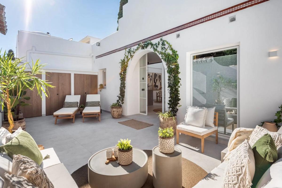 Properties for sale and rent in Spain photo 3
