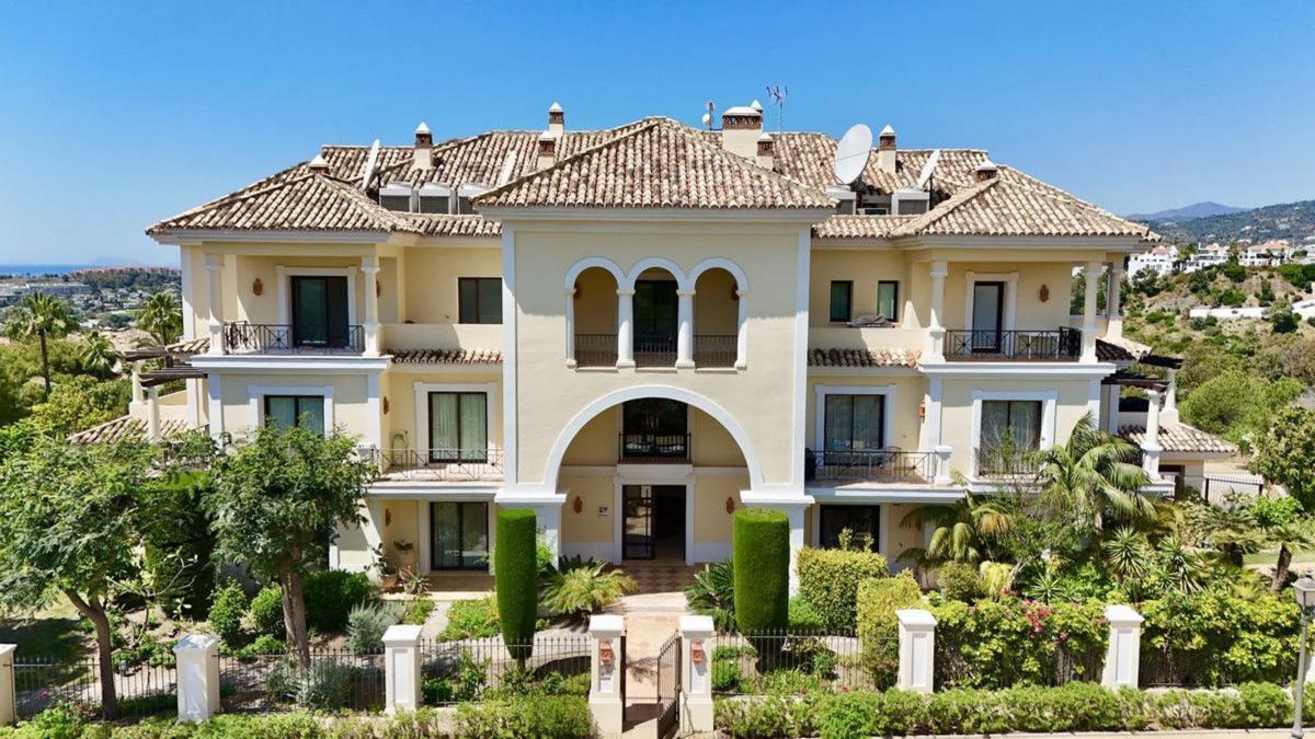 Продажа квартиры на Calle las Aguilas, Марбелла
 photo 4