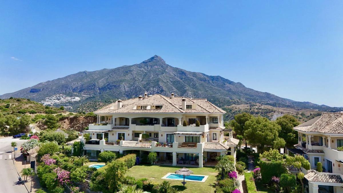 Продажа квартиры на Calle las Aguilas, Марбелла
 photo 5