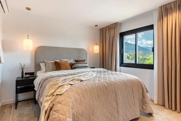 Chalet adosado en venta en Urbanización los Olivos I , Marbella photo 1