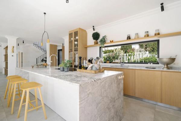 Chalet independiente en venta en Calle Poniente s/n, Marbella
thumbnail 3