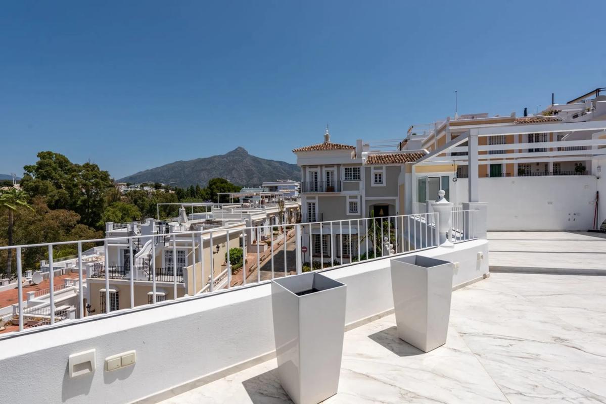 Sale of townhouse in  Calle Perchel el, 44 , Marbella photo 3