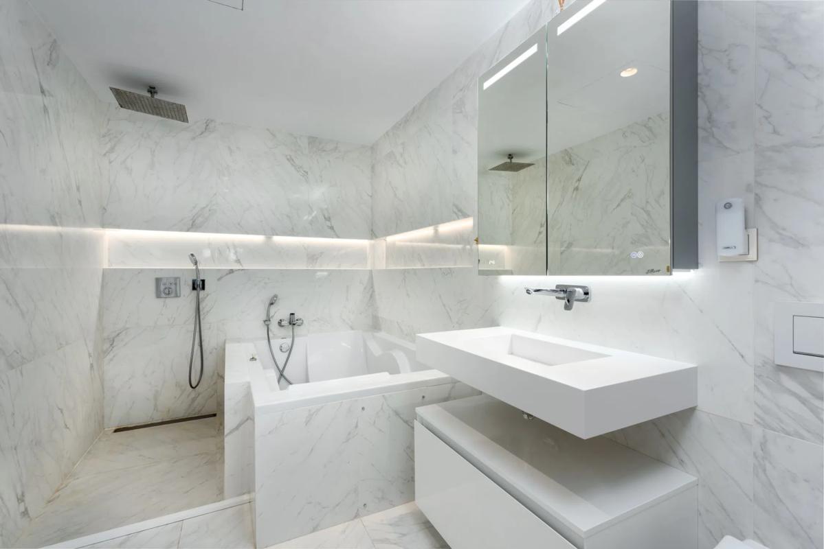 Sale of townhouse in  Calle Perchel el, 44 , Marbella photo 5